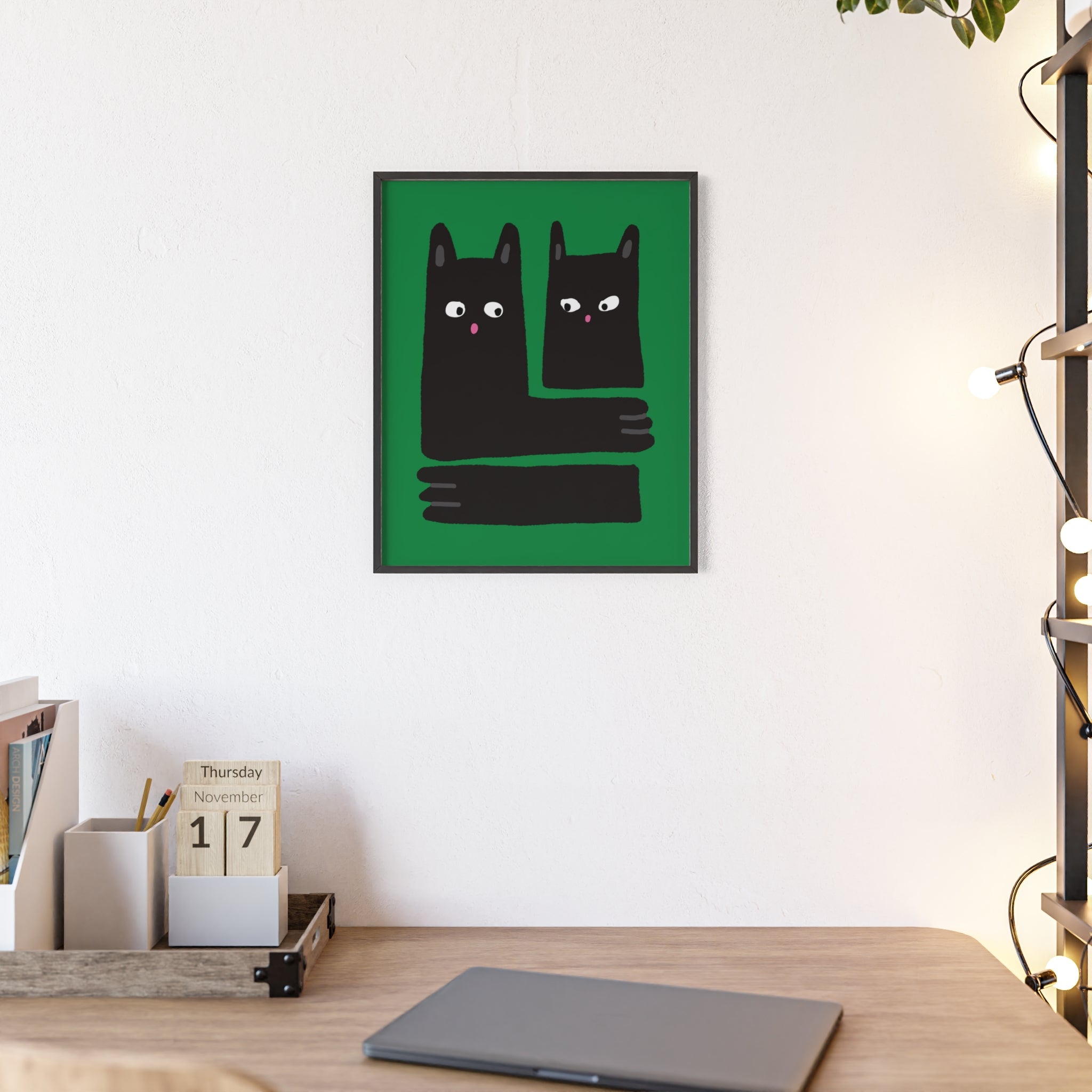 GATOS FRAMED