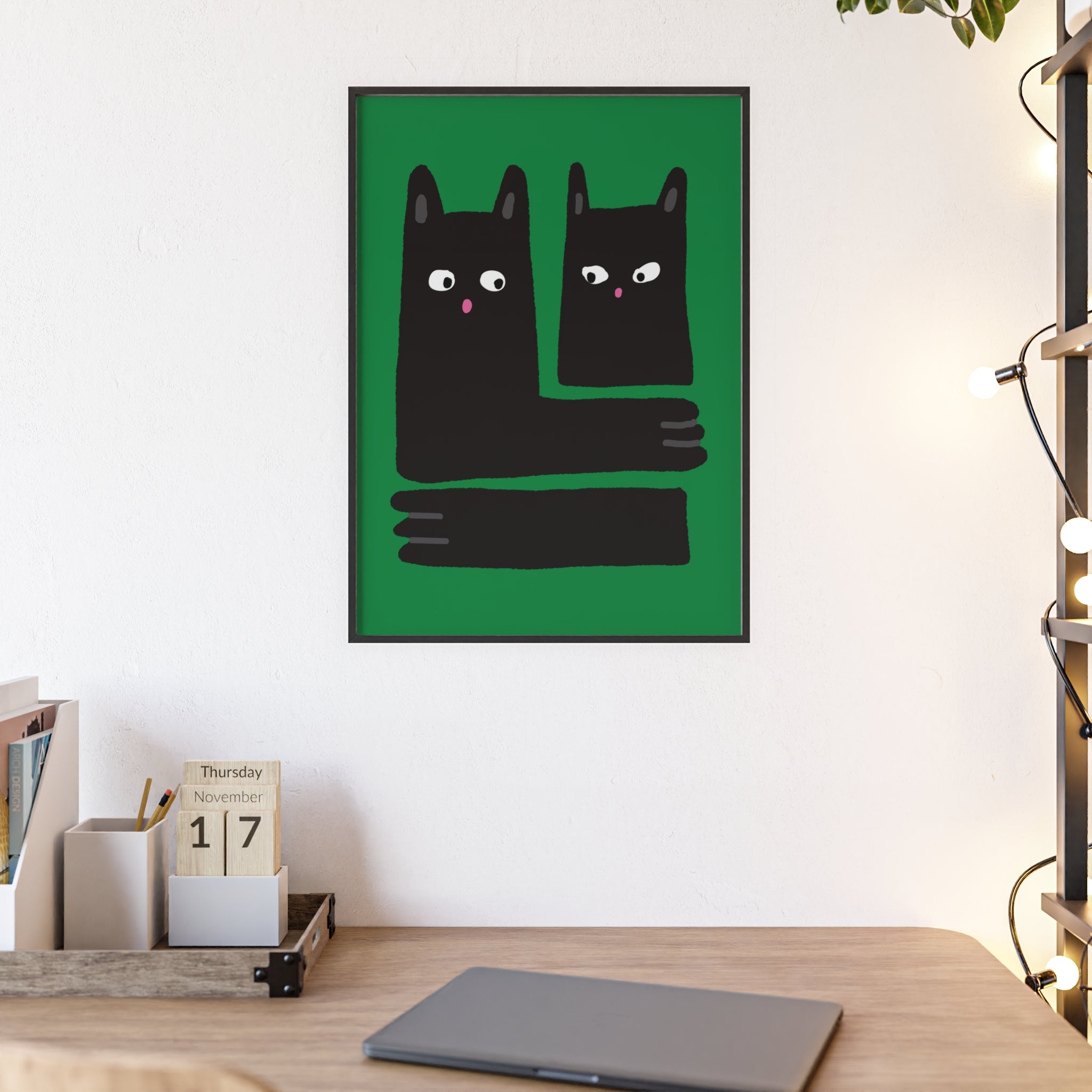 GATOS FRAMED